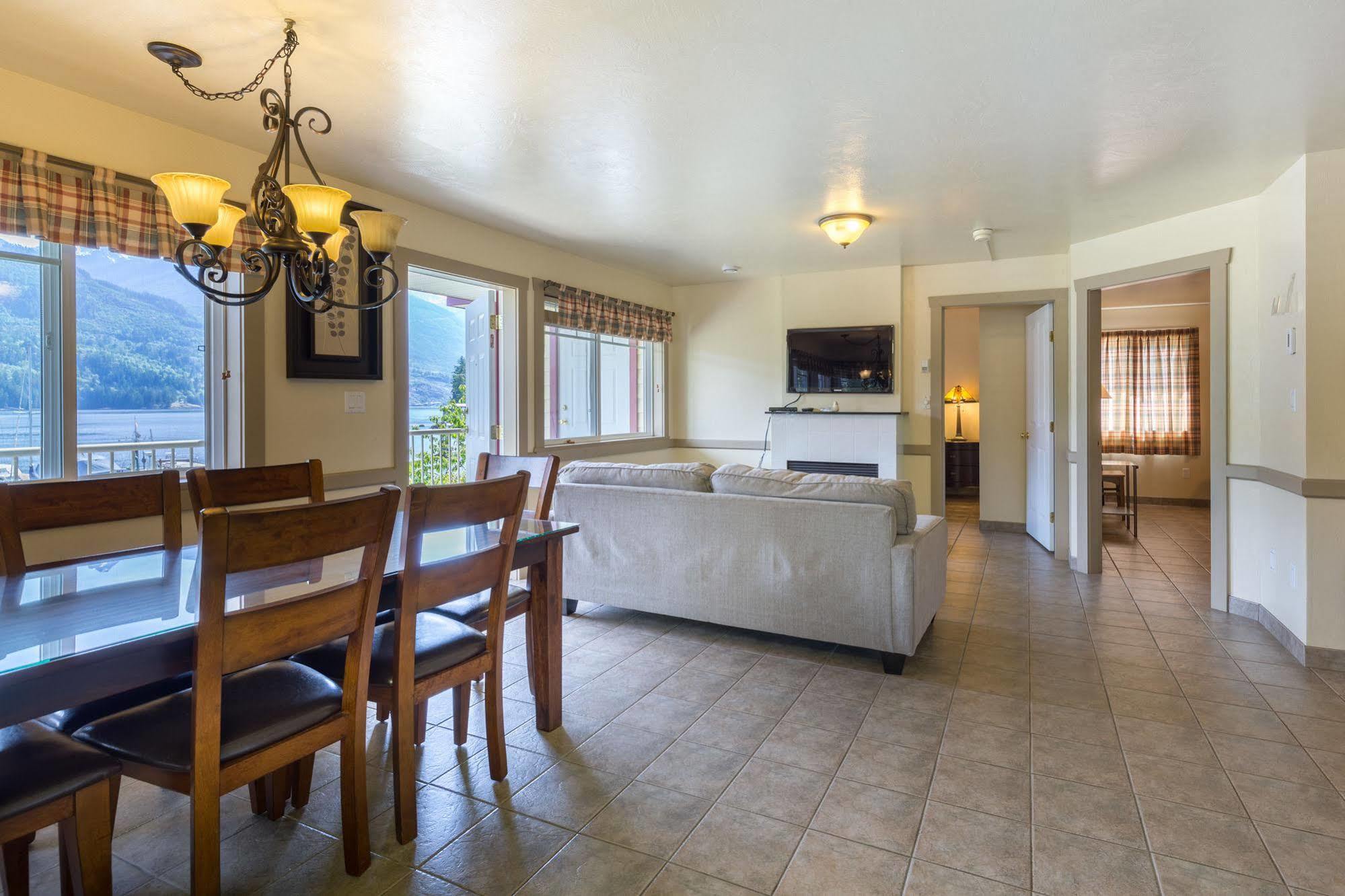 Egmont Motel Bathgate Marina מראה חיצוני תמונה